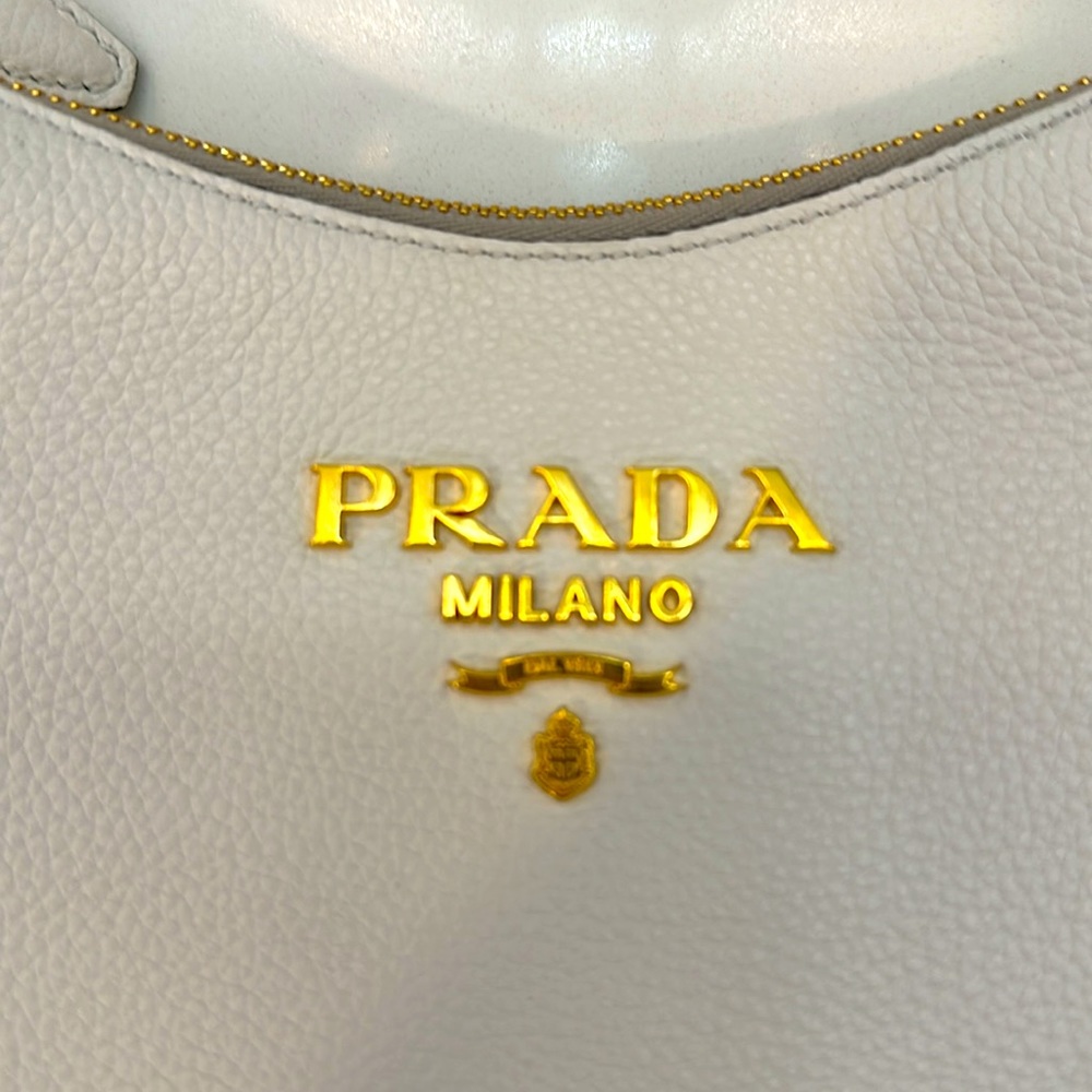PRADA BAG - Picture 3 of 5